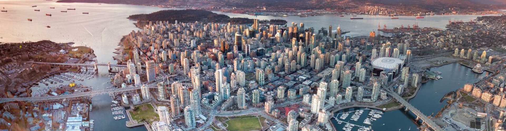 Cyclists on Vancouver's Seawall