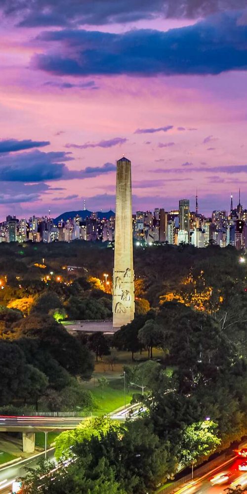 São Paulo metro map and city streets
