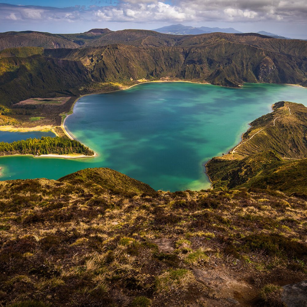 Uncovering the Magic: The Best Things to Do in São Miguel, PT for an Unforgettable Adventure