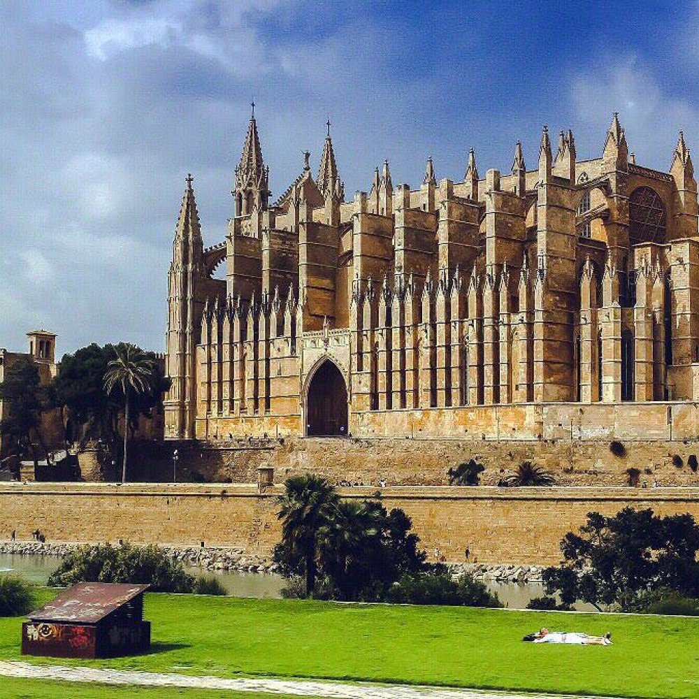 Unveiling Palma de Mallorca, ES: Your Ultimate Guide to the Best Attractions, Top Activities & Hidden Gems