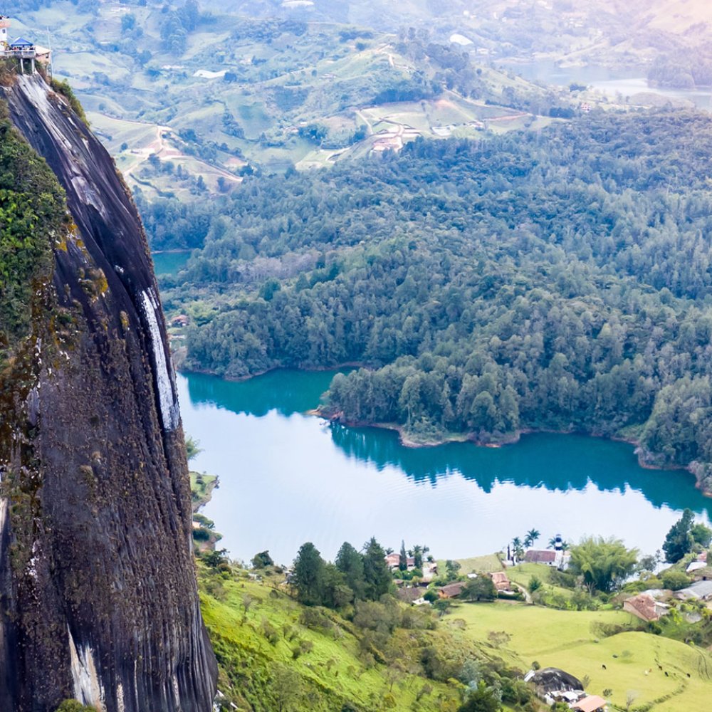 Discover Medellin, CO: The Ultimate Guide to Best Attractions, Hidden Gems & Must-Do Experiences