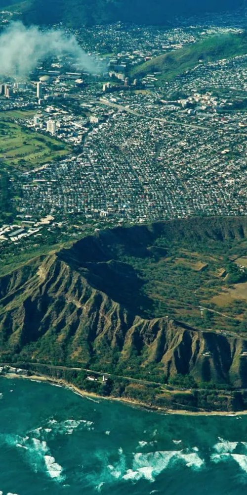 Honolulu public transit and bike-share